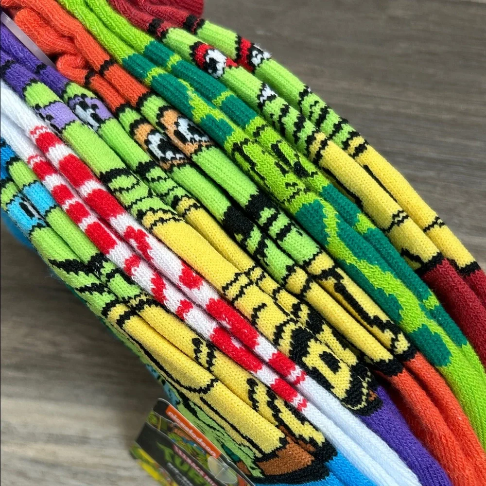NWT Six Ninja Turtle Ankle Socks